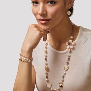 Avon mother of pearl jewelry set NEW 3 piece: necklace, earrings, bracelet